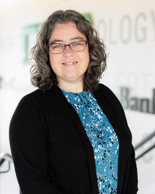 Dawn LeMay headshot