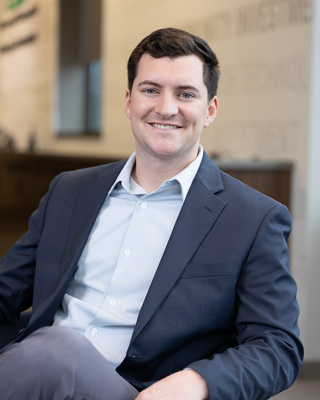 Adam Grate headshot