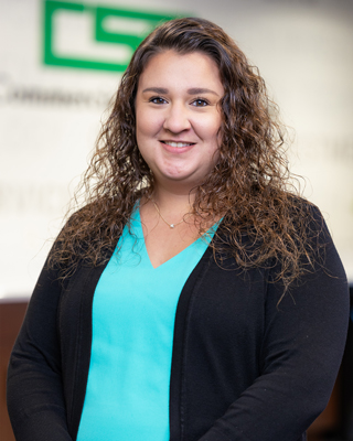 Lindsey Wolford headshot